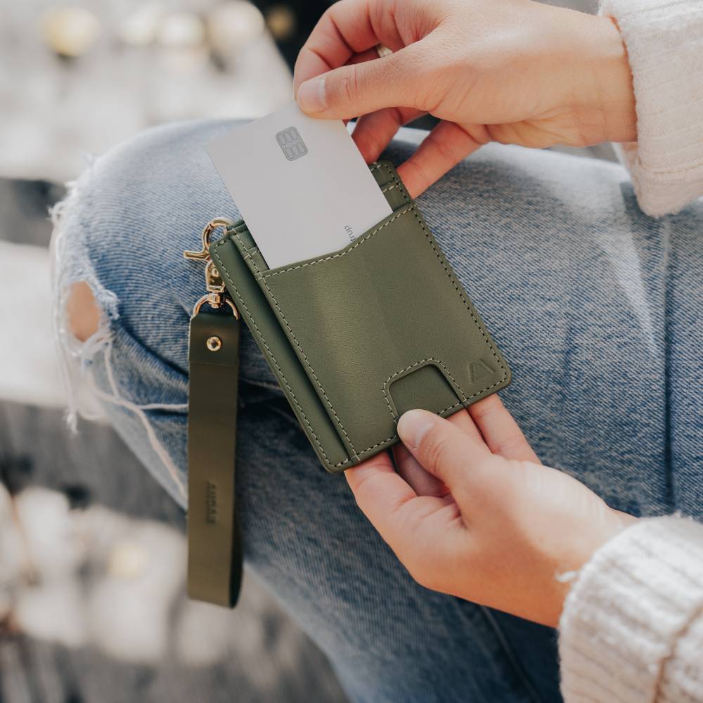 The Denner Slim RFID Leather Wallet