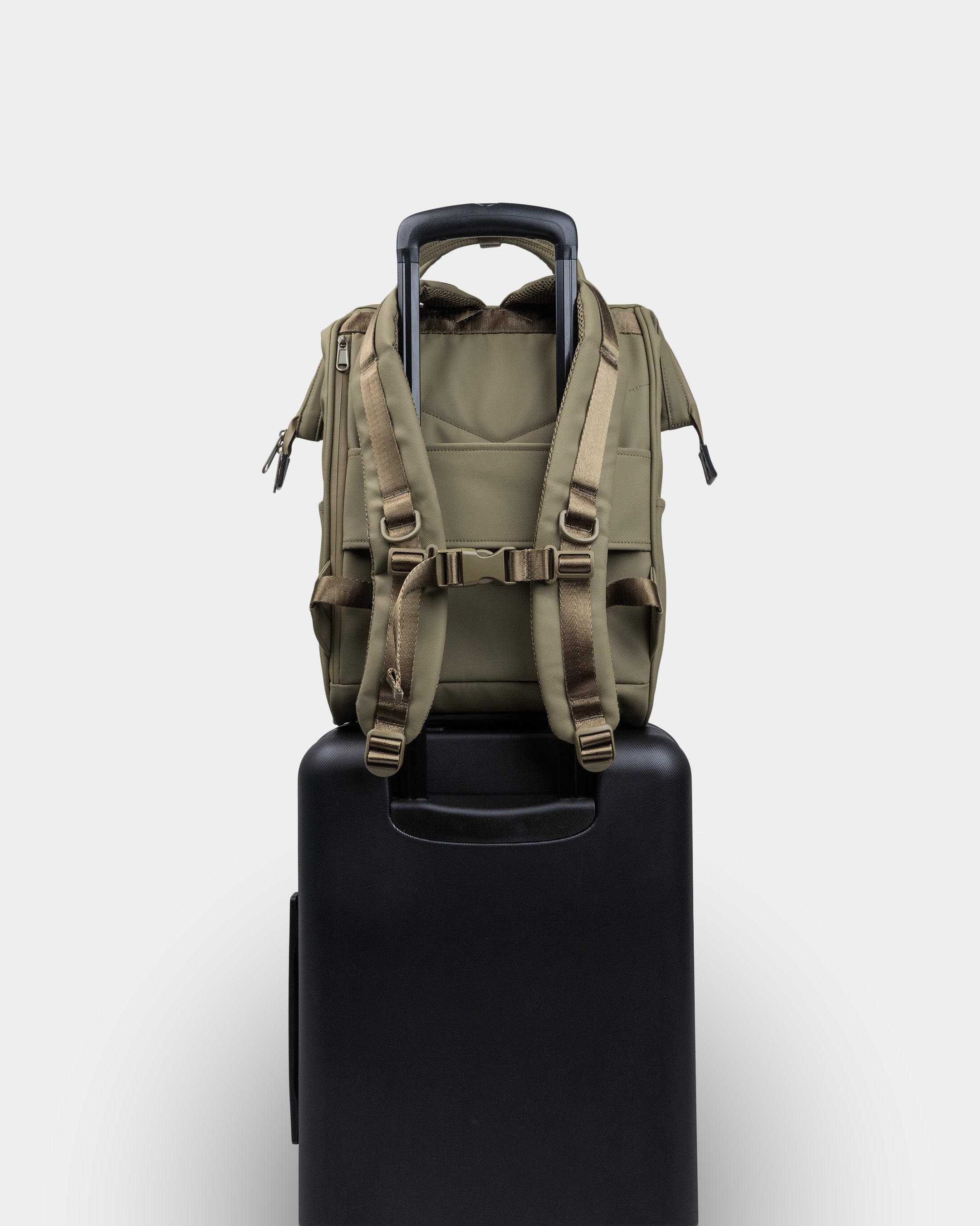 Cascade 21L Backpack - Standard