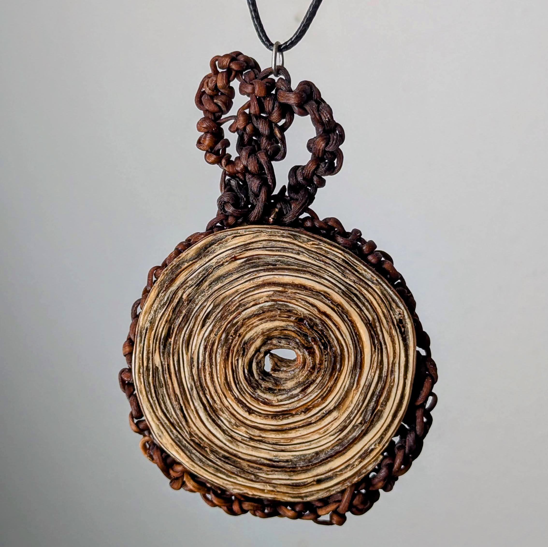 Ascorythrix Pendant Necklace