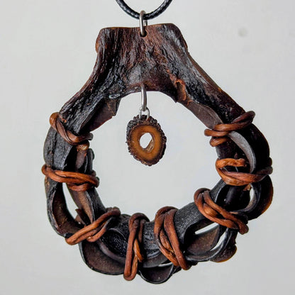 Sarcolaria Pendant Necklace