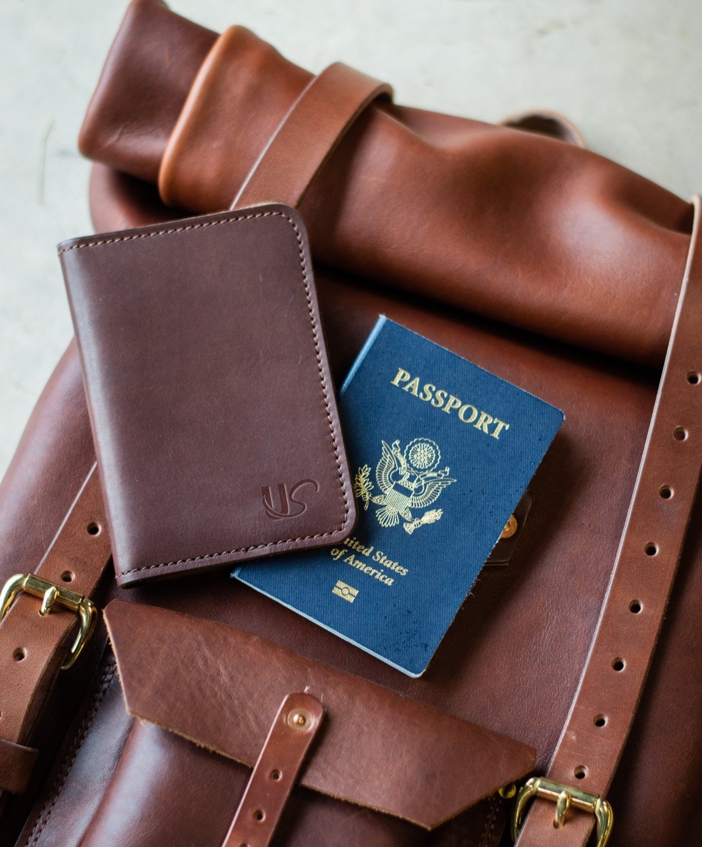 Passport Wallet – Full-Grain Leather Travel Companion