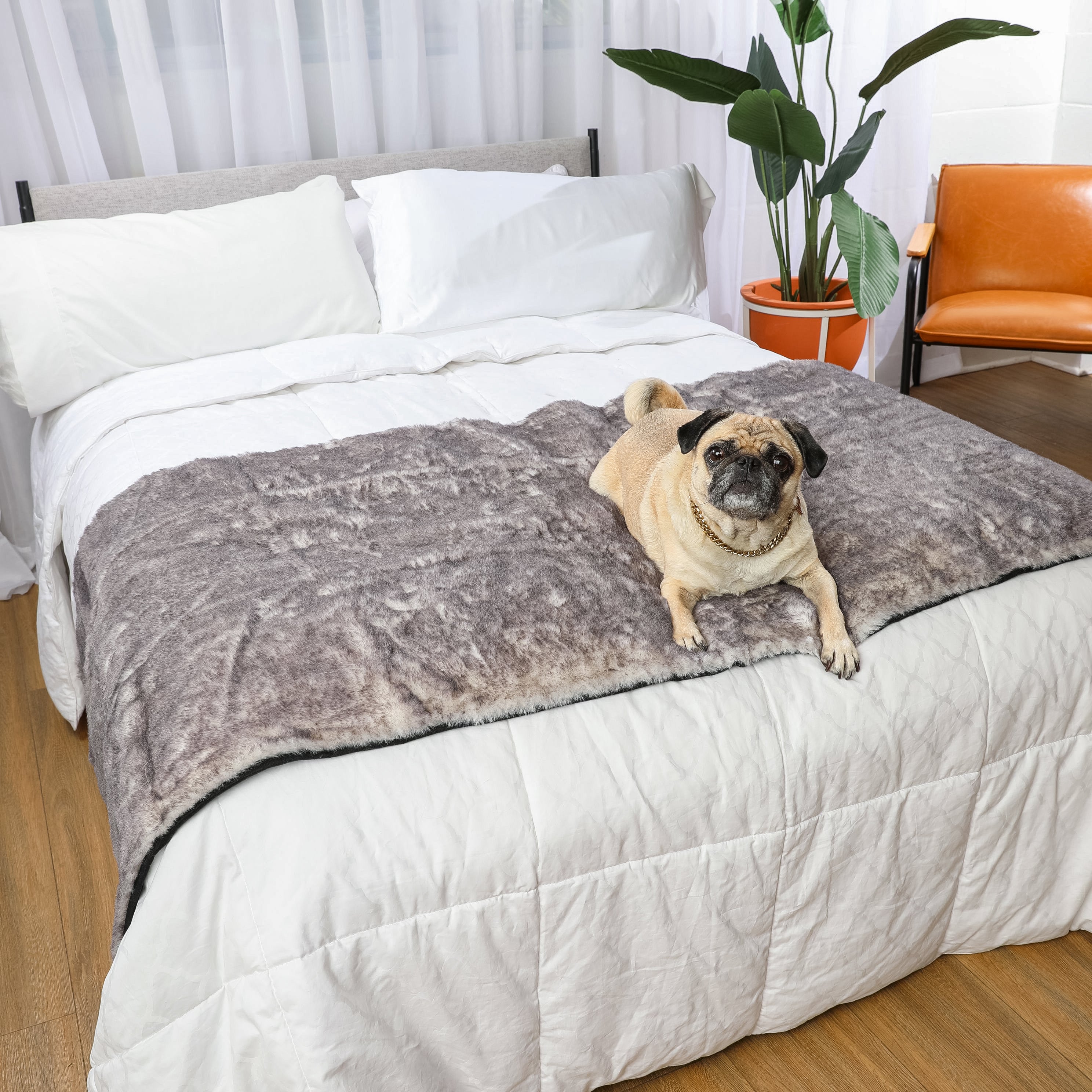 PupProtector™ Luxe Waterproof Bed Runner - Ultra Soft Chinchilla