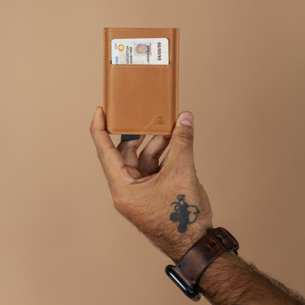 The Pilot – Men's RFID Aluminum Card Wallet