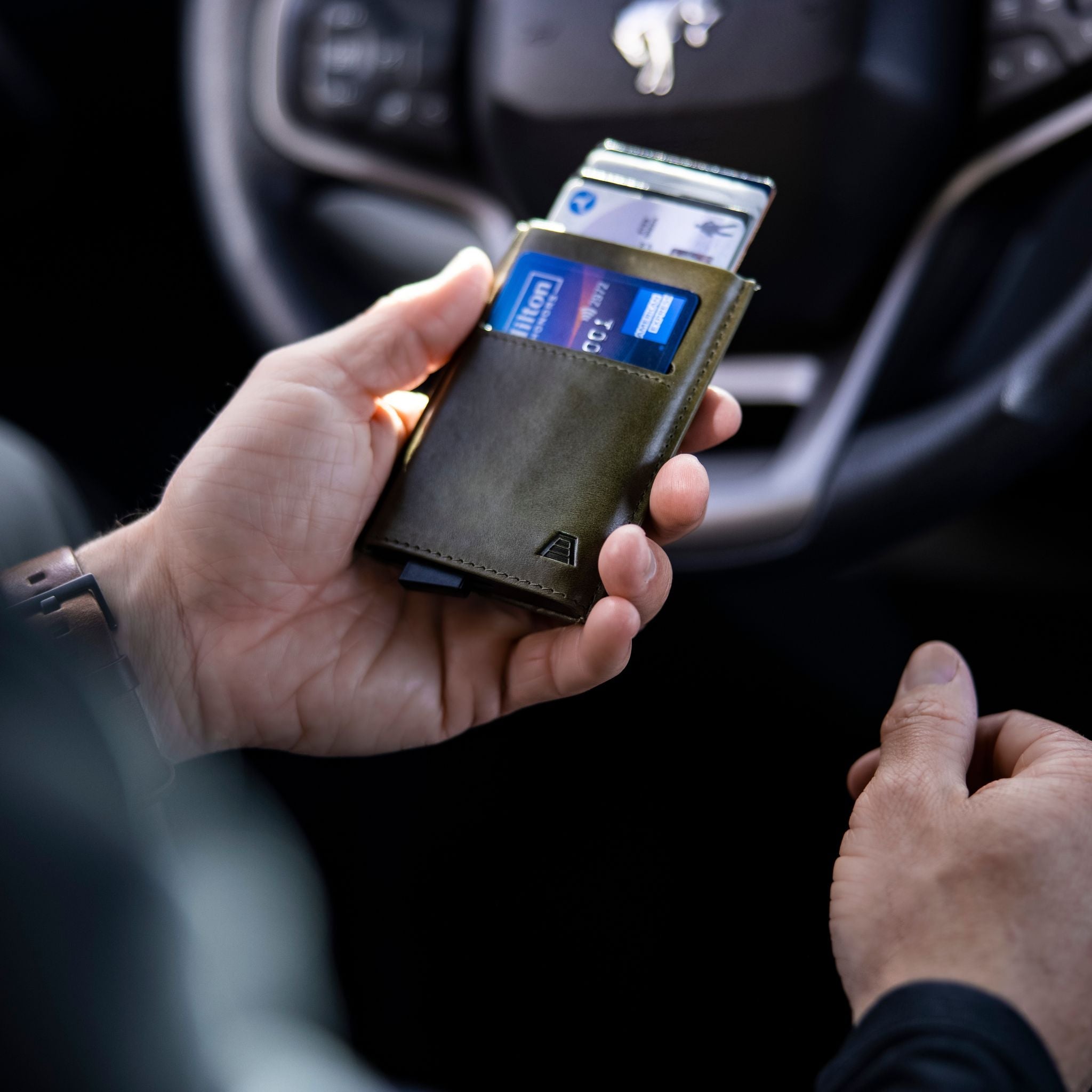 The Pilot – Men's RFID Aluminum Card Wallet