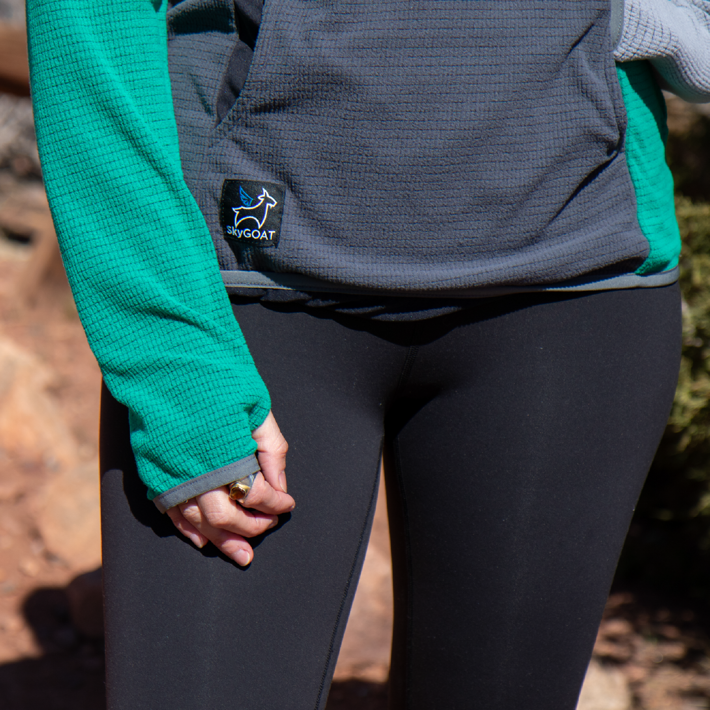 Women's CAMP Half-Zip Pullover Ultralight 115