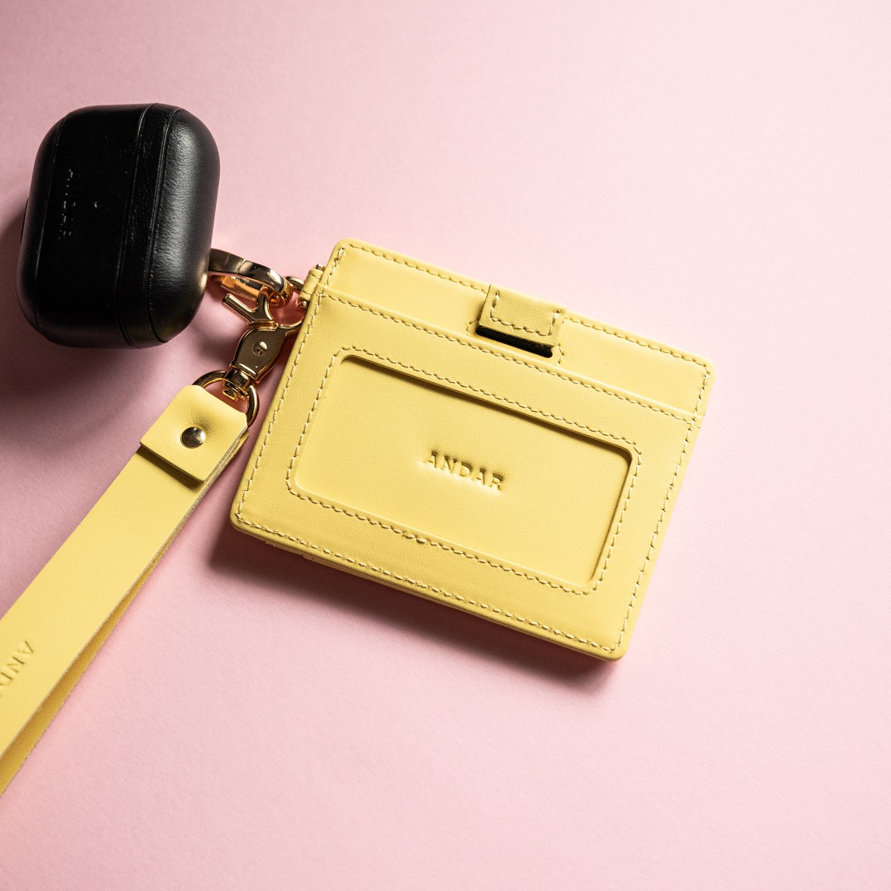 The Denner Slim RFID Leather Wallet