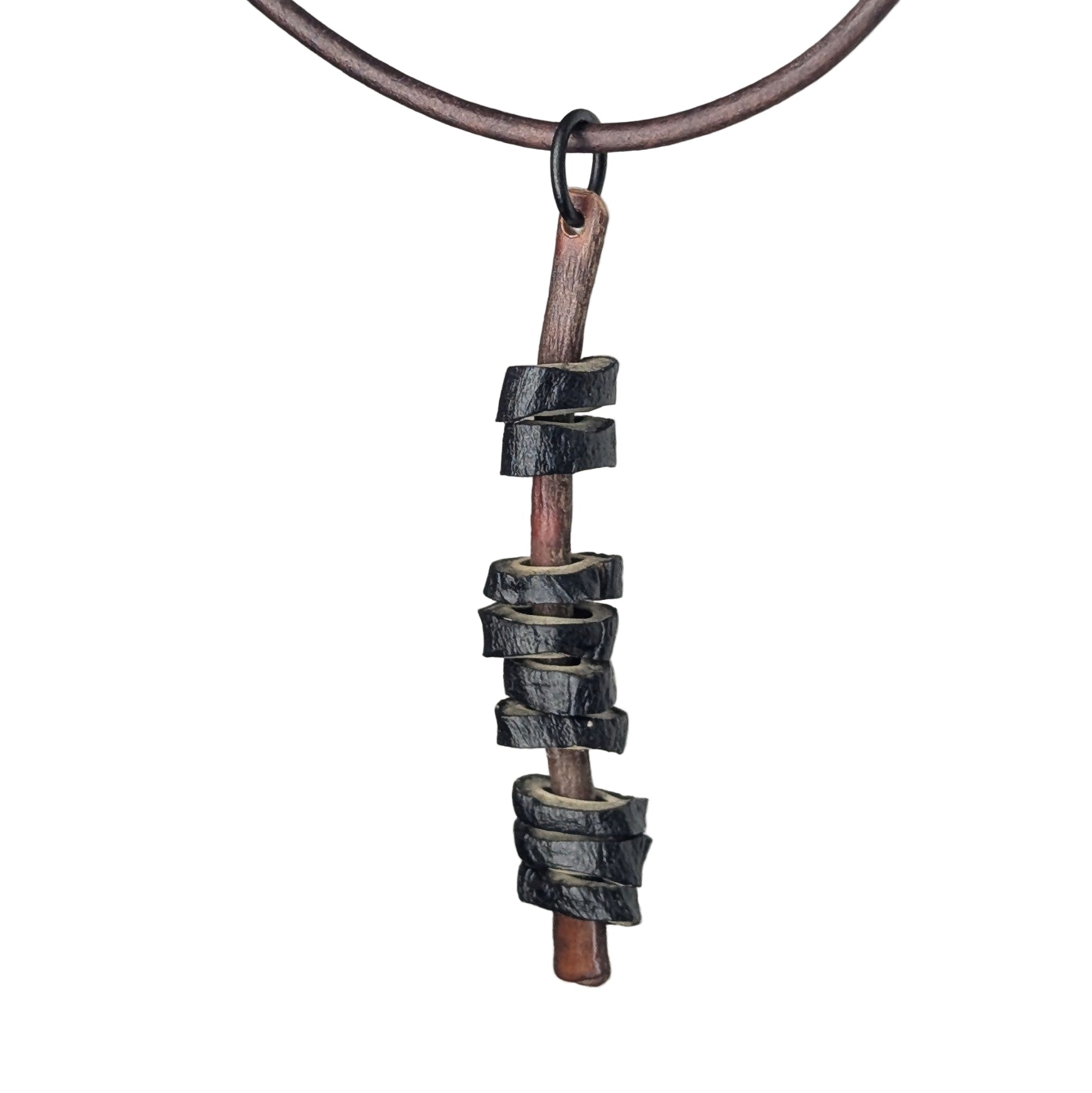 Turvea Pendant Necklace