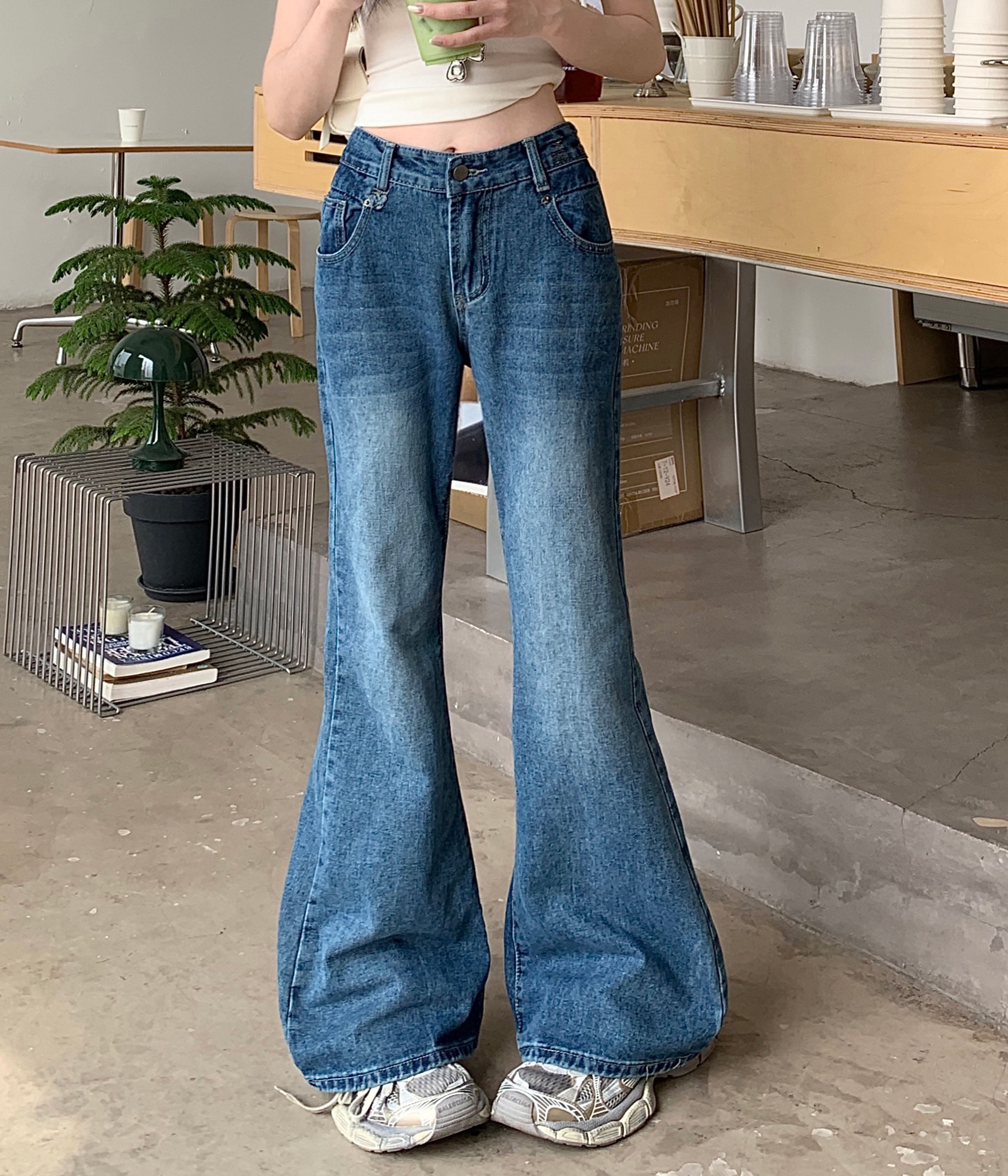 AZUL CLASSIC FLARE DENIM