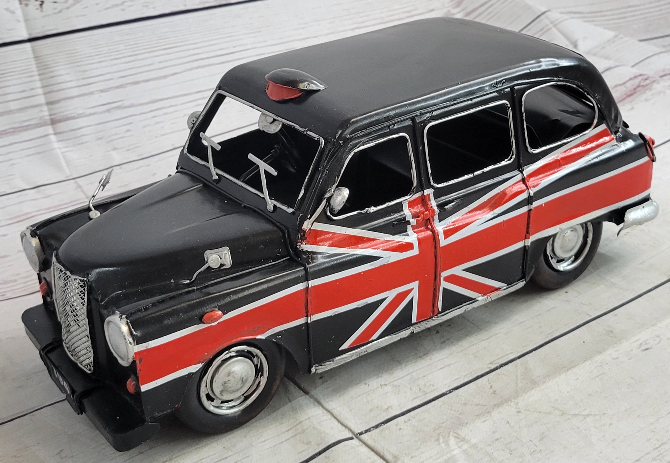 1966 Black London UK Taxi Decoration 1:12 Scale Model Car Automobile Artwork Decor