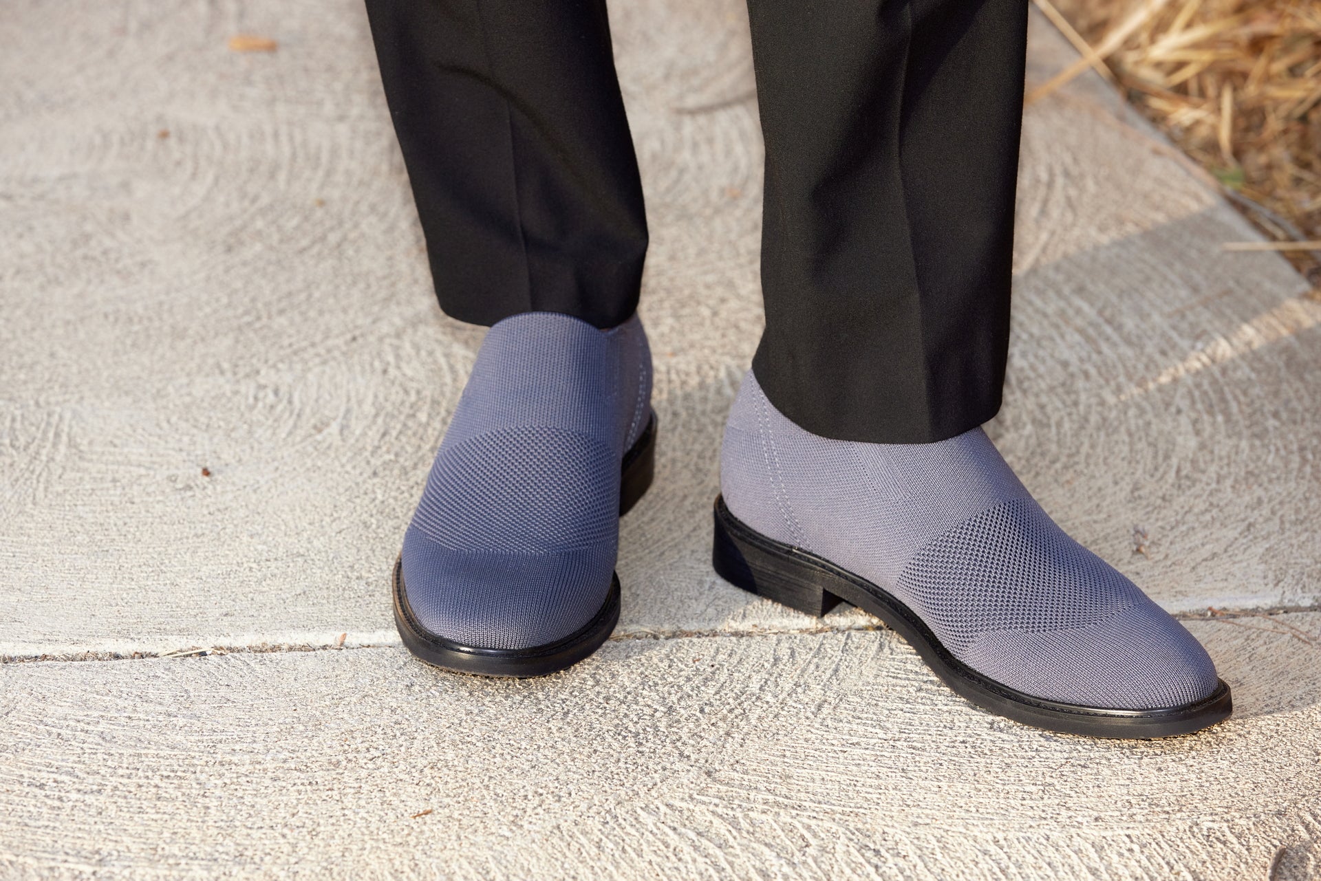 X1542 - 2.4 Inches Taller (Grey) - Men's Shoes