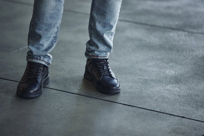 Y7111 - 2.6 Inches Taller (Black) - Elevated Pebble Grain Leather Men's Sneakers