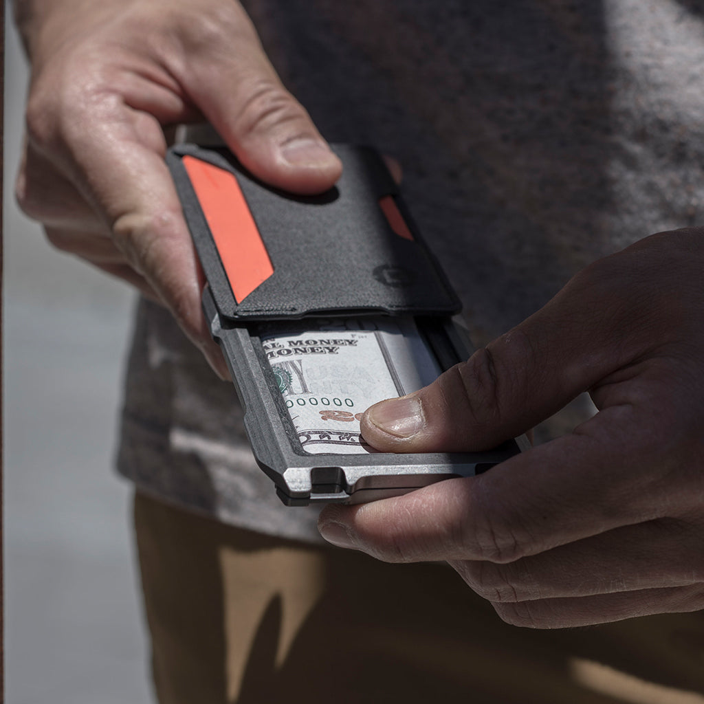 A10 ADAPT™ SINGLE POCKET WALLET