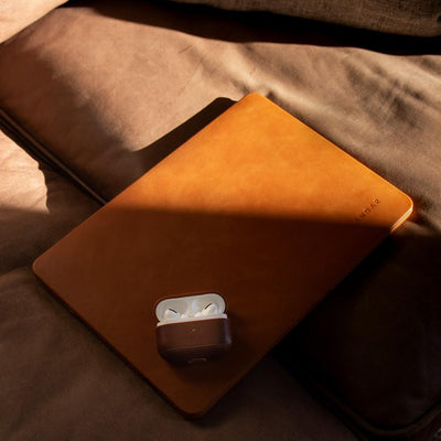 The Helm | Adventure Guide Macbook Air/Pro Cover