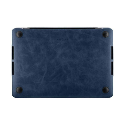 The Helm | Adventure Guide Macbook Air/Pro Cover