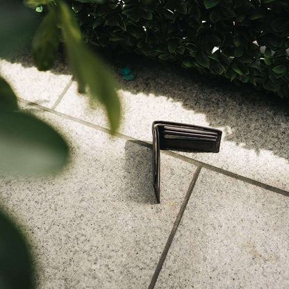 The Diplomat – Men's Slim RFID Bifold Wallet