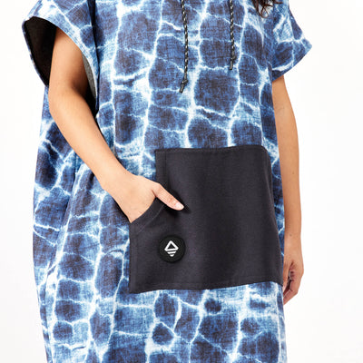 Changing Poncho: Agua Blue
