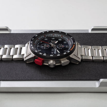 CR-01 - CHRONO WATCH WITH METAL BRACELET