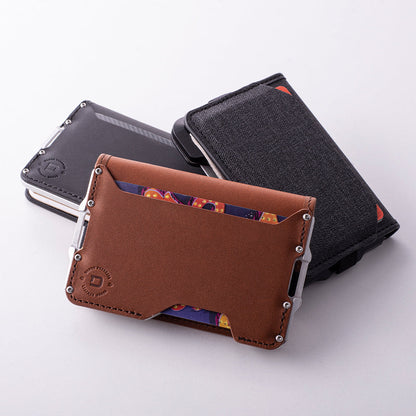 D03 DAPPER™ BIFOLD WALLET