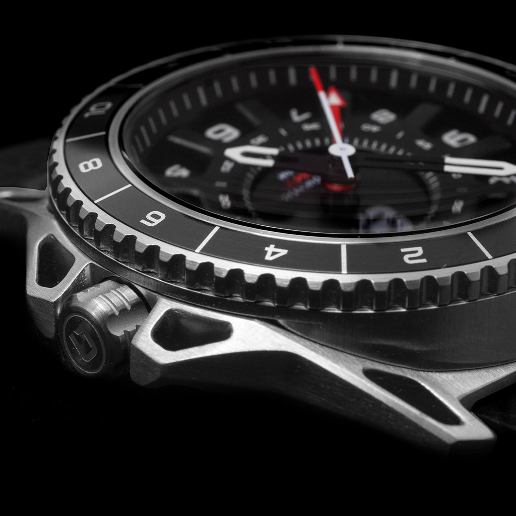 GMT-01 - AUTOMATIC GMT WATCH WITH METAL BRACELET