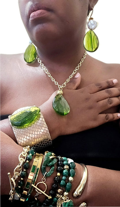 Green Amber Jewelry Set