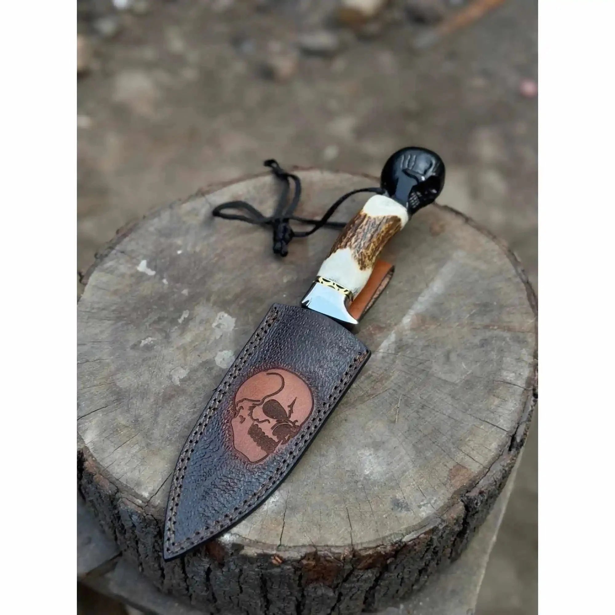 Handmade Damascus Hunting Knife with Stag Antler Handle & Custom Leather Sheath