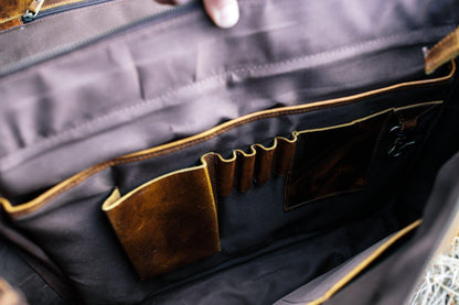 Sitka Leather Messenger Bag