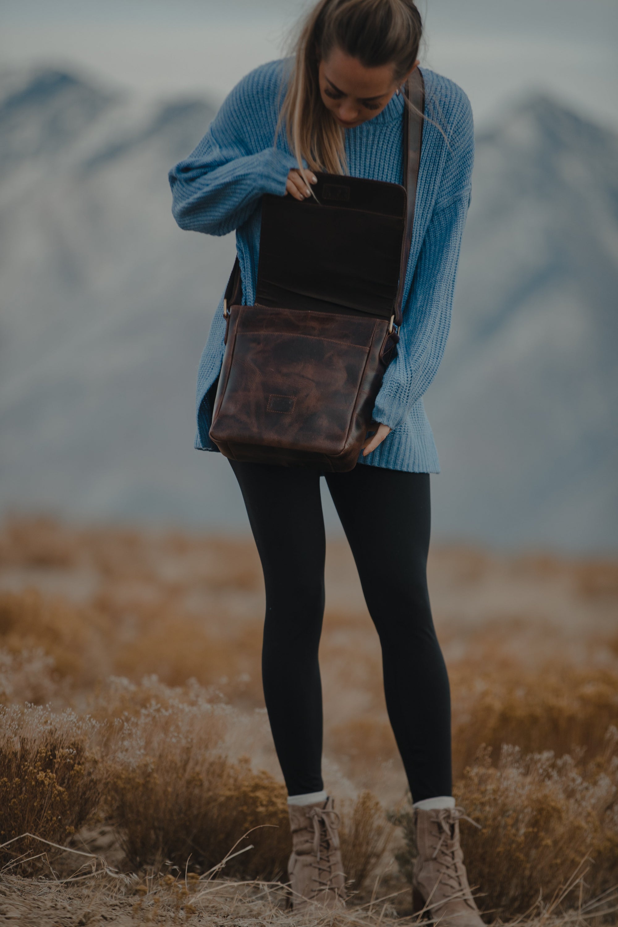 Cordova Messenger Bag