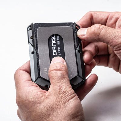M4 MAVERICK™ RAIL WALLET with TITANIUM CLIP
