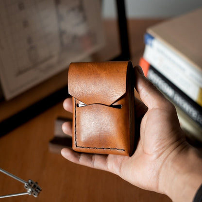 Oldis Four: Compact Leather Wallet