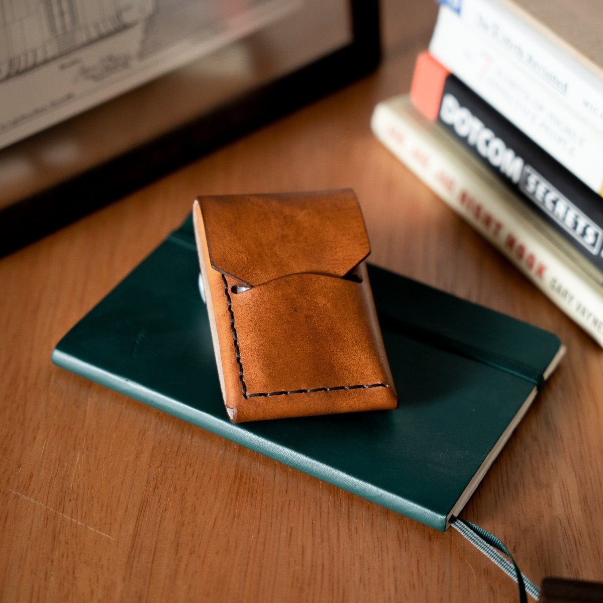 Oldis Four: Compact Leather Wallet