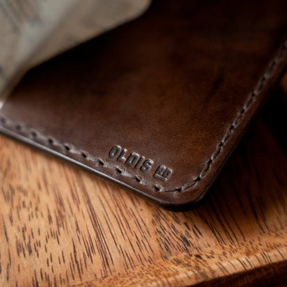 Oldis T1: Passport Wallet