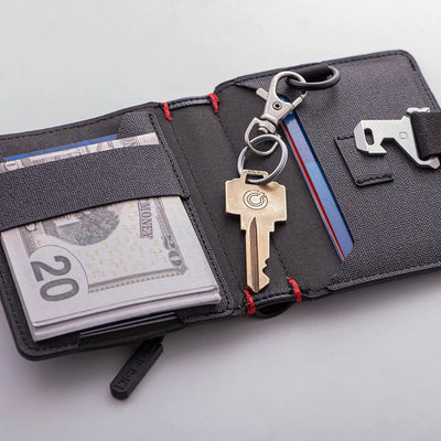 P01 Pioneer™ Travel Wallet