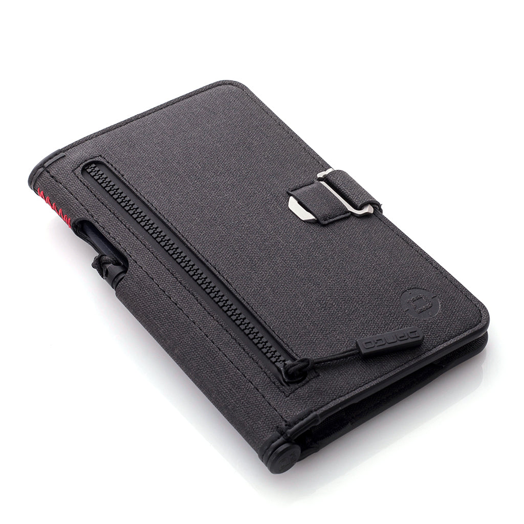 P02 PIONEER™ TRAVEL WALLET