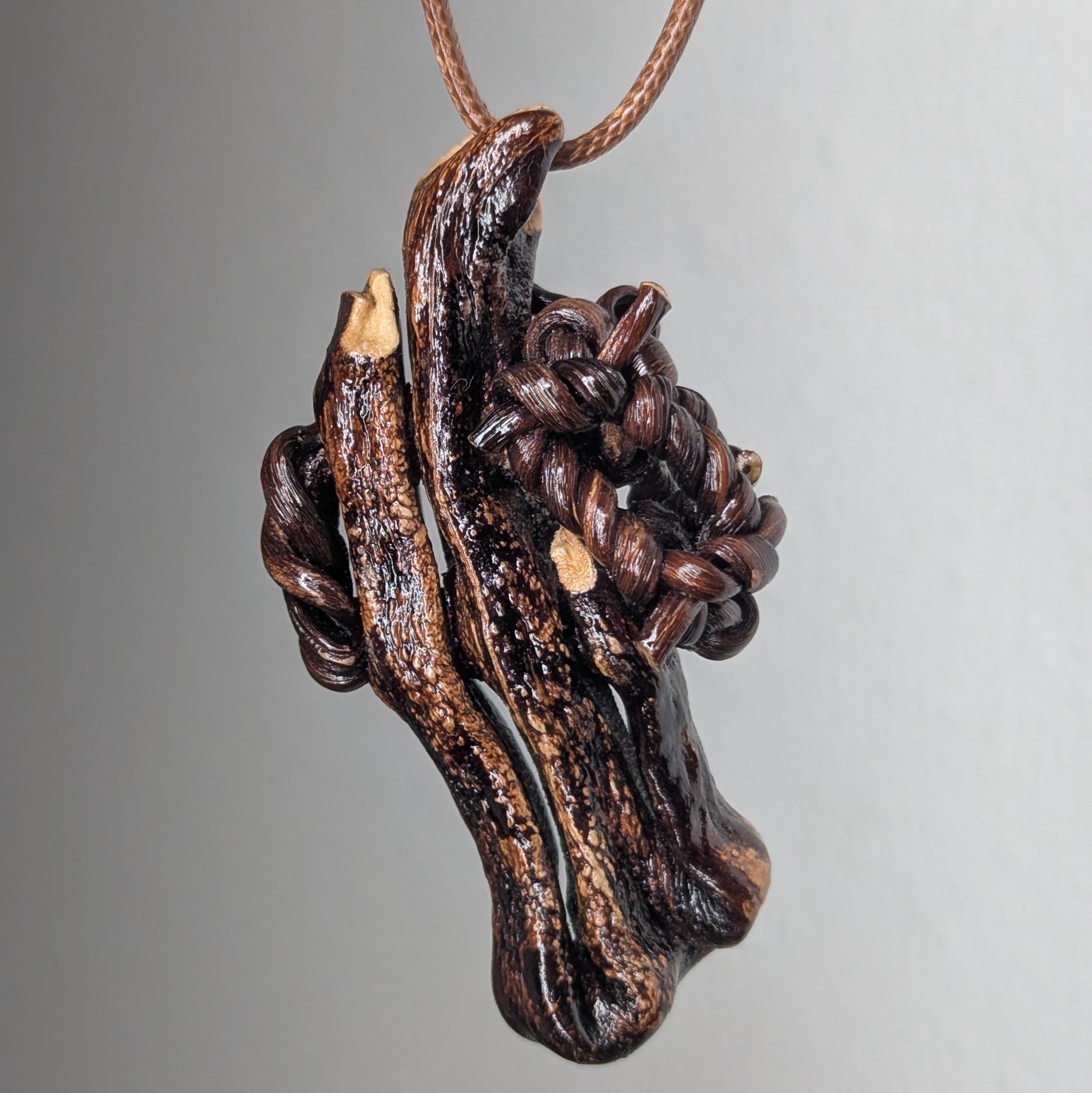 Padocystis Pendant Necklace