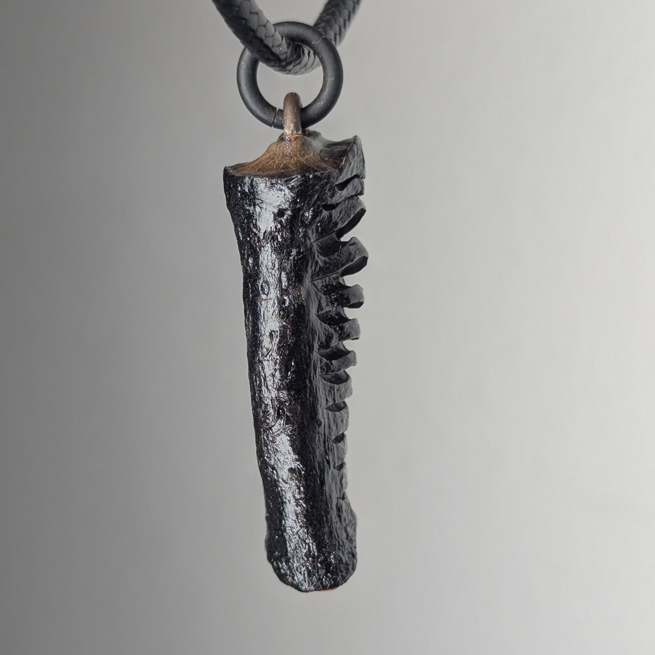 Calyra Pendant Necklace