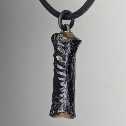 Calyra Pendant Necklace