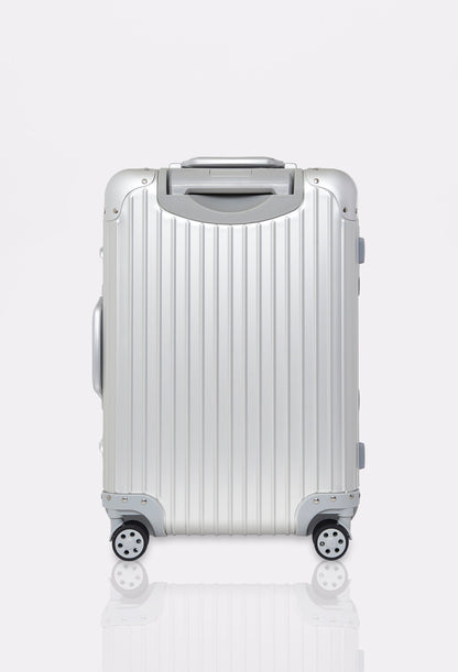 Silver Carry-On ‘Genesis’ 20