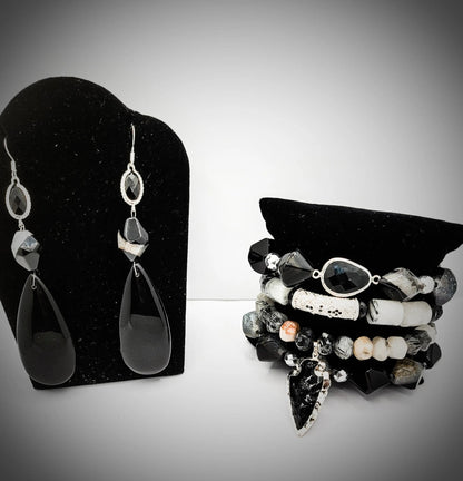 Tourmalinated Quartz and Black Agate Bracelet