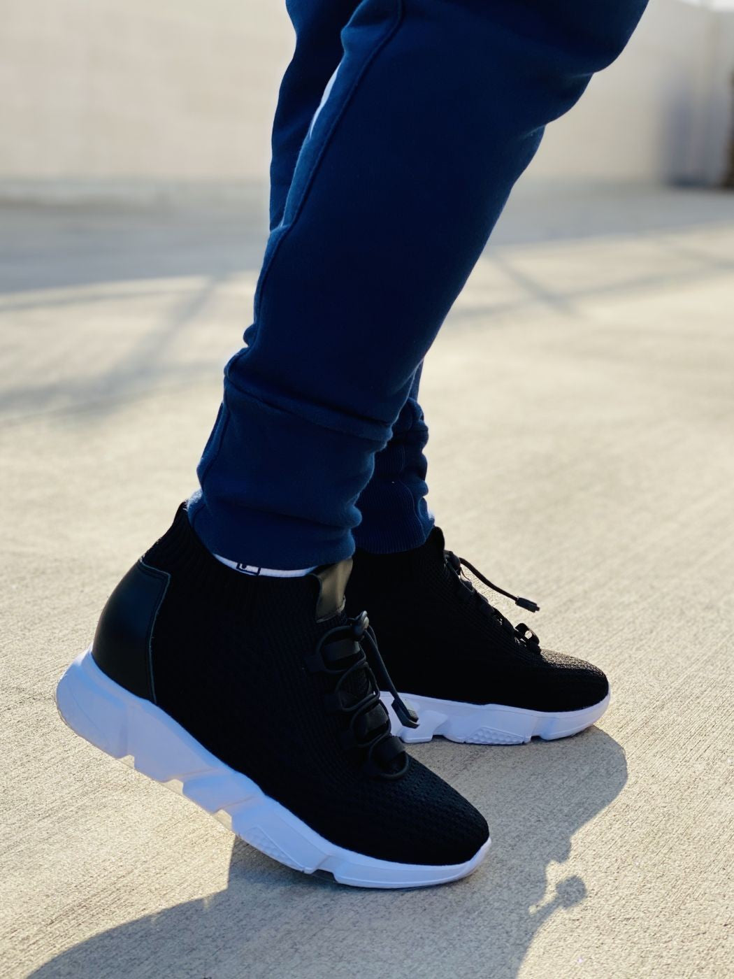 H1721 - 3.2 Inches Taller (Black) - Ultra Lightweight Men's Sneakers