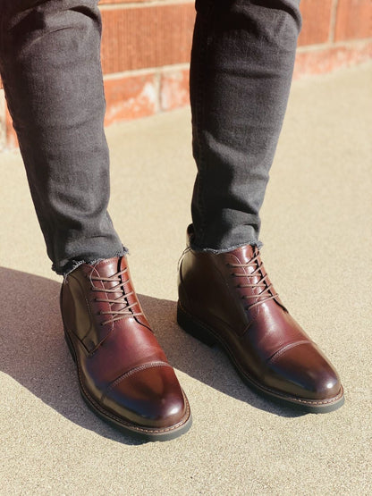 Y41081 - 3.2-Inch Taller Dark Brown Leather Men's Boots