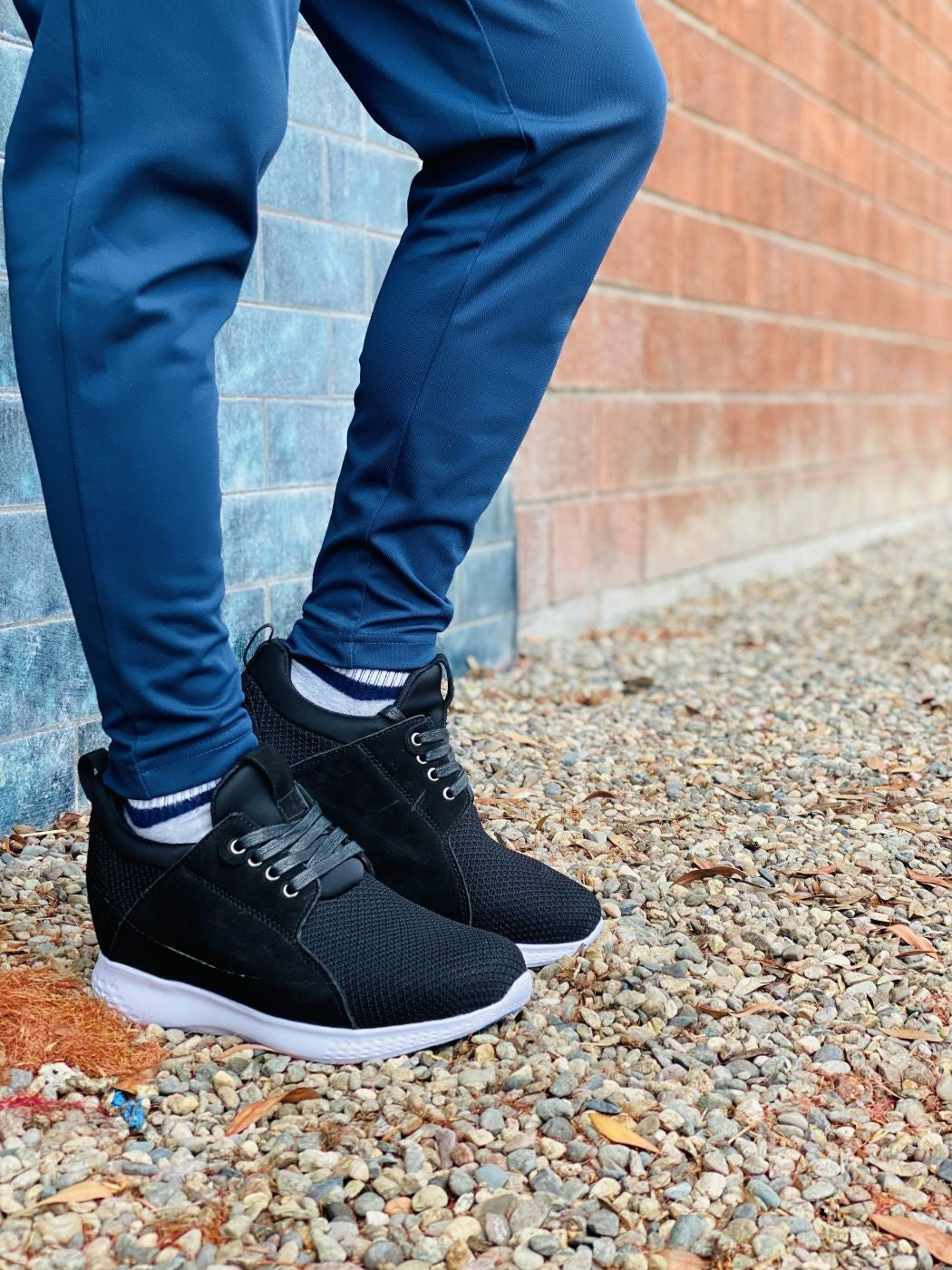 H71922 - Lightweight Elevator Men's Sneakers - 3.2 Inches