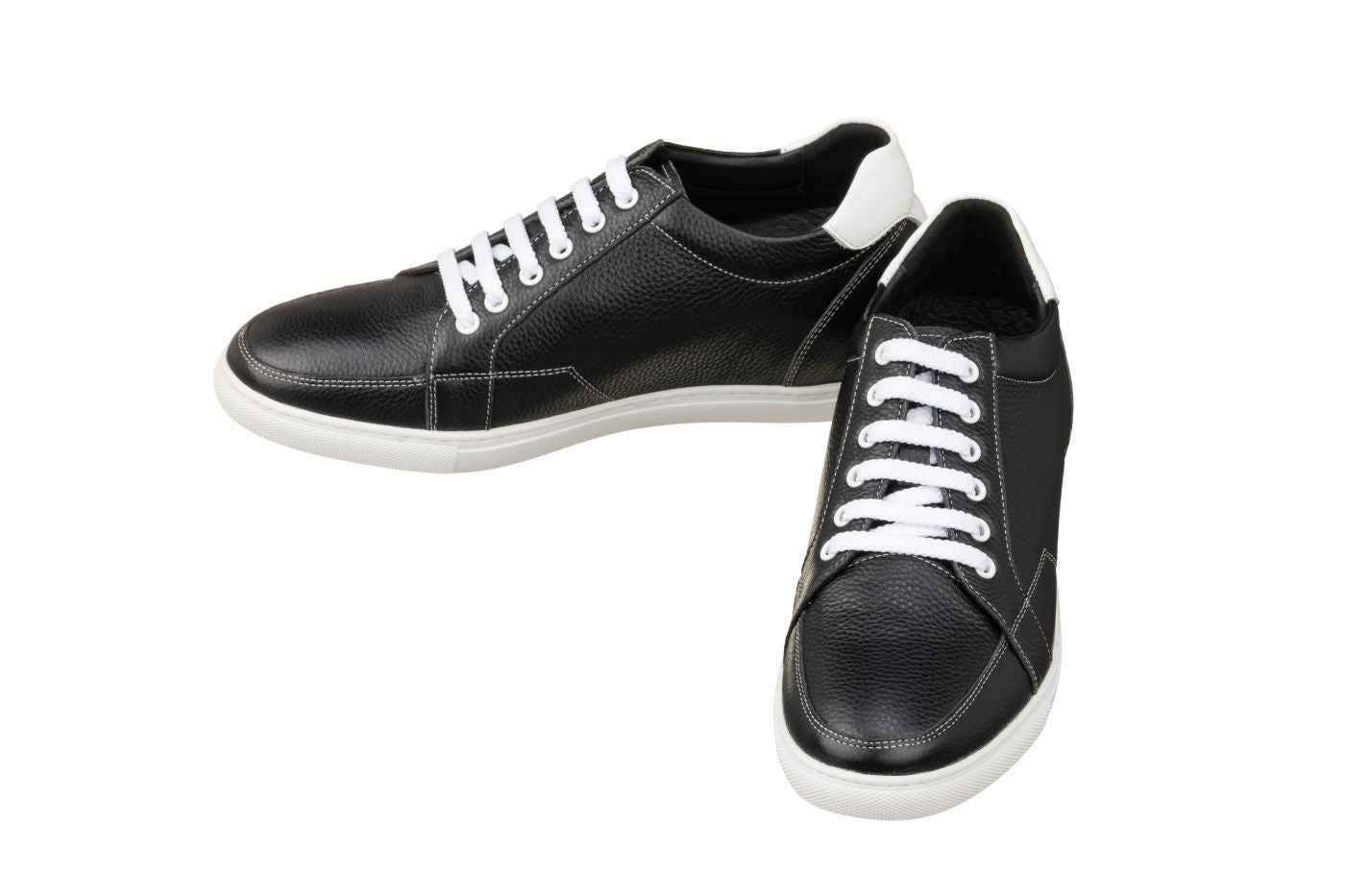 K0081 - 2.5 Inches Taller (Black/White) - Men's Sneakers