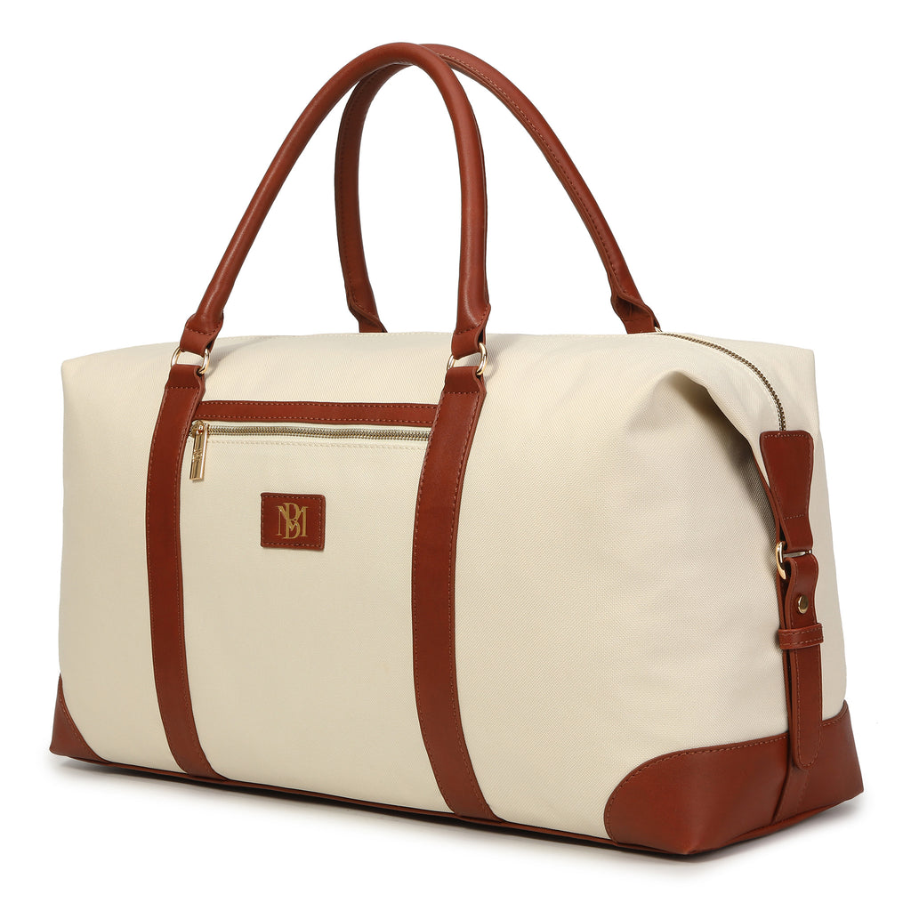 duffle bag with leather straps for travel